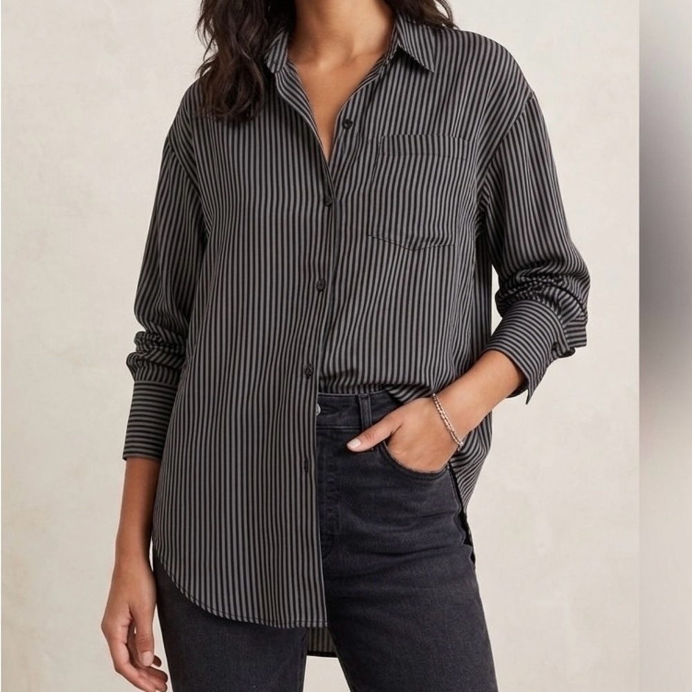 🌟Zara Black and White Striped Oversized Blouse